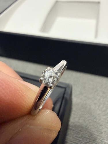 Genuine leo diamond - diamond, 0.26ct