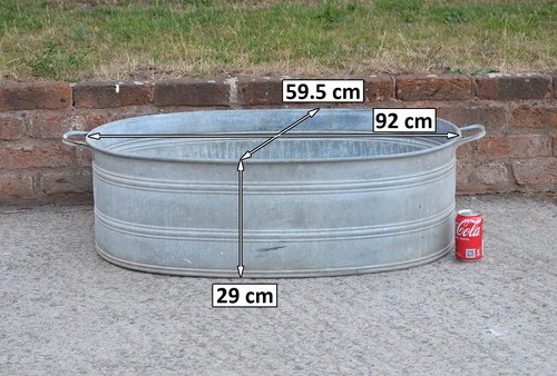Vintage old galvanized - galvanized, bath