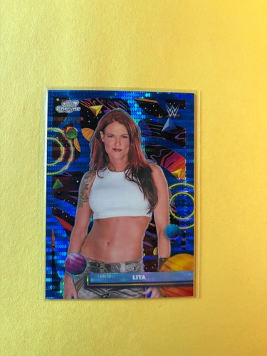 2026 topps chrome cosmic wwe - chrome,