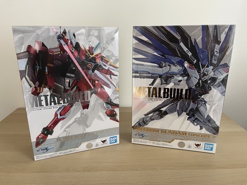 Metal build freedom gundam - metal,