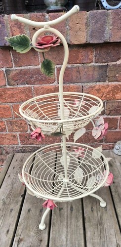 Tiers shabby chic - shabby, cream