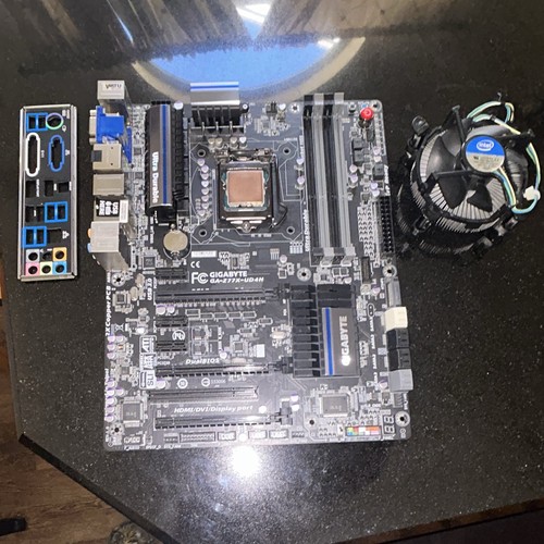 Gigabyte z77x ud4h atx - gigabyte,