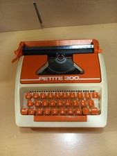 Vintage Petite 300 Typewriter