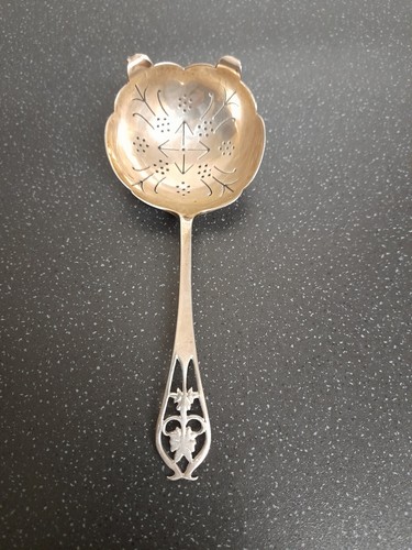 Silver tea strainer - silver,