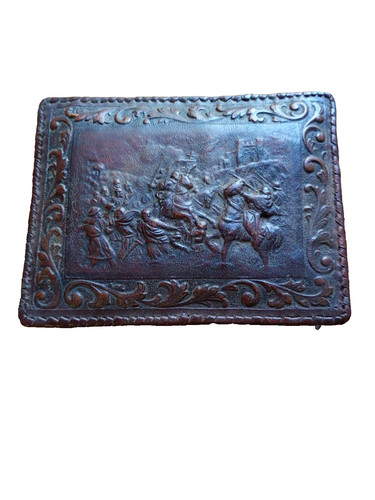 Antique wooden leather box - leather, war