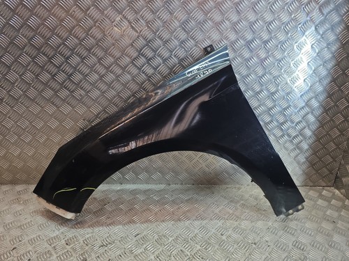 Ford focus left front - ford, wing
