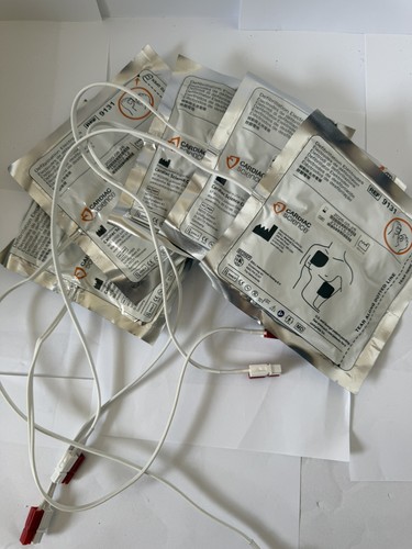 New cardiac science aed - new, g3