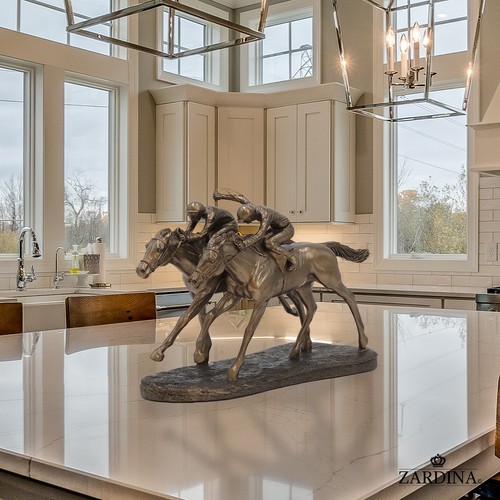 The chase horse racing - the,