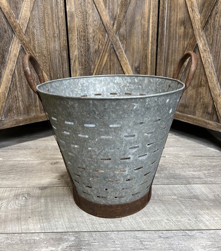 Vintage large galvanized - large, olive