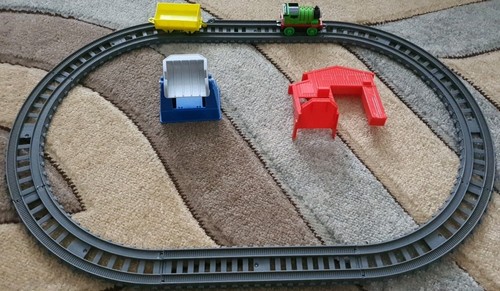 Thomas the train - train, trackmaster