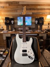 Suhr classic S Antique HSS