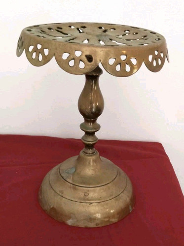 Large heavy victorian antique - large,