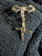St Brigid’s Cross Ribbon Brooch Pin Irish Ireland Gaelic