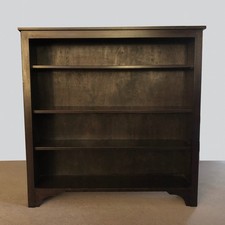 Beautiful Vintage Oak Wood Bookcase / Repositionable Shelves