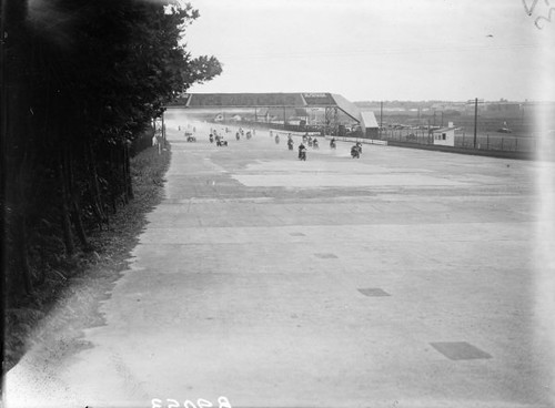 Motorcycle race with 4 - a,