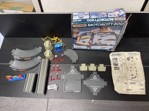 Matchbox motorcity 200 - 200, 90's