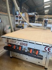 CNC ROUTER