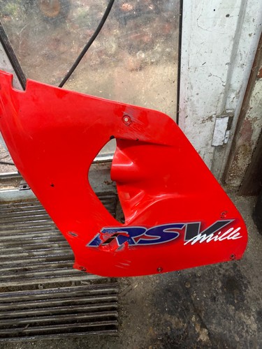 Aprilia rsv1000 mille left - mille,
