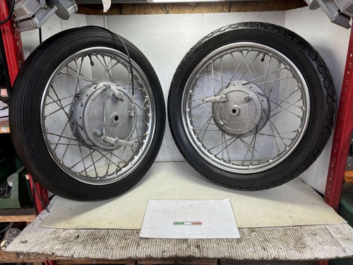 Pair drum wheels - of,