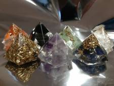 7 Piramidi ORGONITE 7 CHAKRA Energia Quarzo orgone wicca tower buster piramide