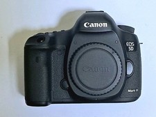Canon EOS 5D Mark III DSLR Camera Body Only (6702 Shutter Count) With Extras