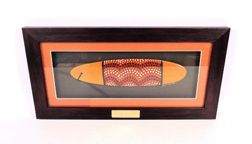 Murra wolka framed hand - murra,