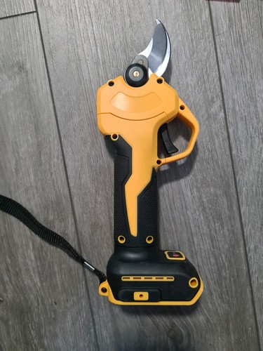 Cordless prun shears - shears, no