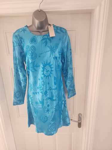 Bnwt never fully dressed - fully,