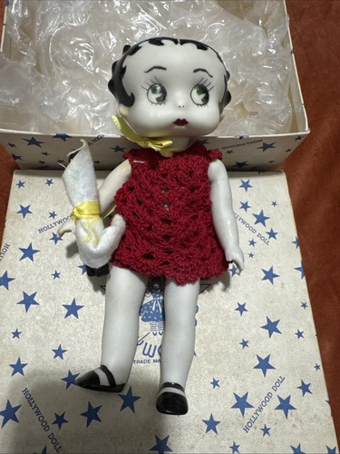 Vintage betty boop bisque - betty,