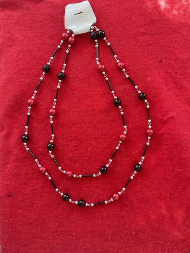 Vintage red and black beaded - red,