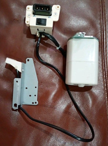 Motor and switch - motor, singer