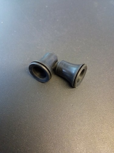 Rover wiper spindle - p4,
