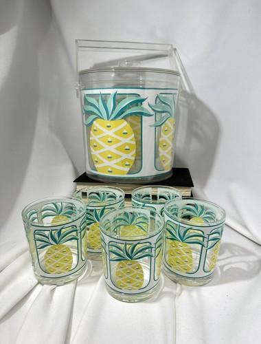 Robbie capp plastic acrylic - robbie,