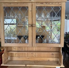 Vintage Pine Top Dresser With Two Diamond Glaze Windows