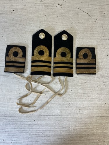 Royal navy lieutenant - 2,