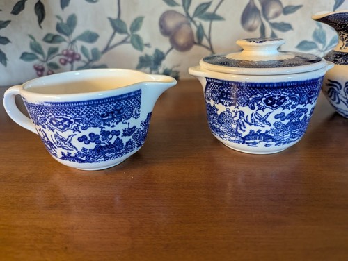 Vintage blue willow royal - willow,