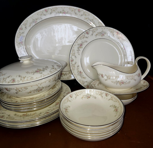 Royal doulton romance - doulton,
