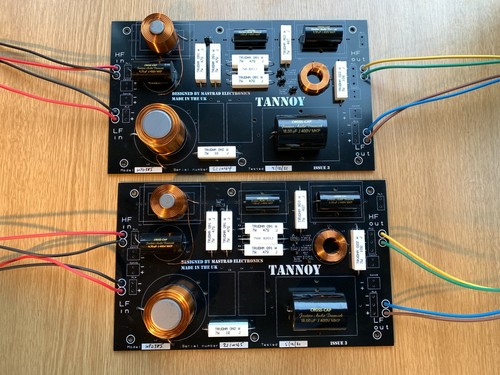 Pair series speaker - pair, a