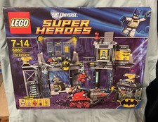 LEGO Superheroes 6860 DC Universe the Batcave Building Kit