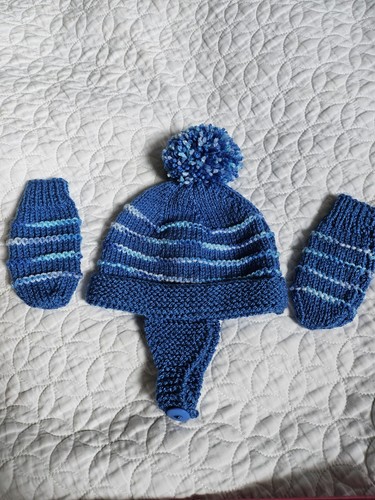 Baby boys hand knitted bobble