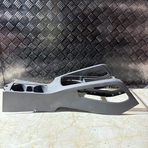 Golf mk5 centre - vw, console