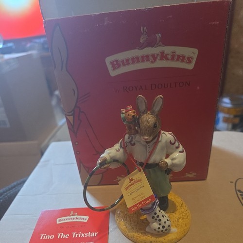 Rare royal doulton bunnykins - royal,