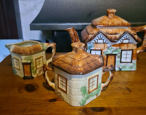 Kensington cottage teapot set - cottage,