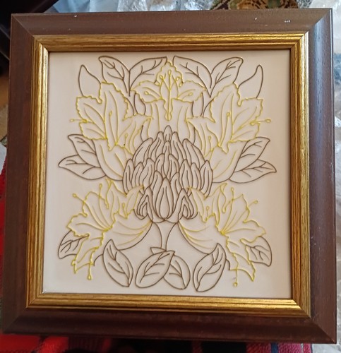 Moorcroft wall plaque - moorcroft,