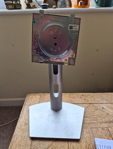 Dell silver monitor - monitor, stand