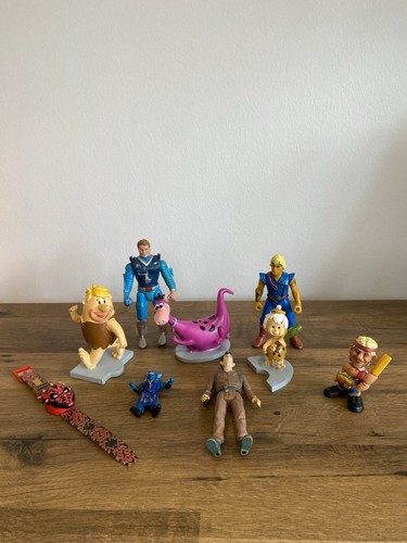 Vintage toy figure bundle - toy,