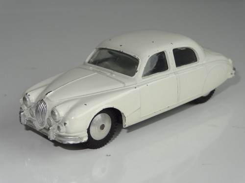 Corgi jaguar litre - (c),