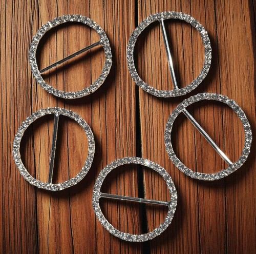 Large round rhinestone - 10,