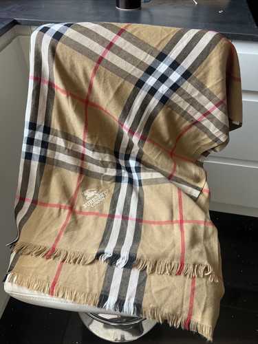 Burberry london house - london, check
