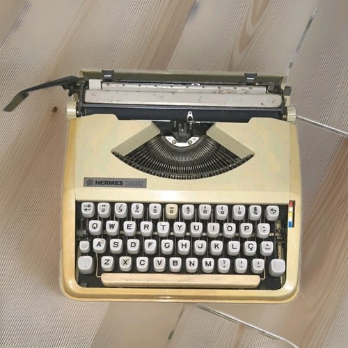 Rare hermes baby typewriter - rare,
